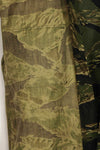 1960s Deadstock Okinawa Tiger Tiger Stripe Shirt Asian Cut