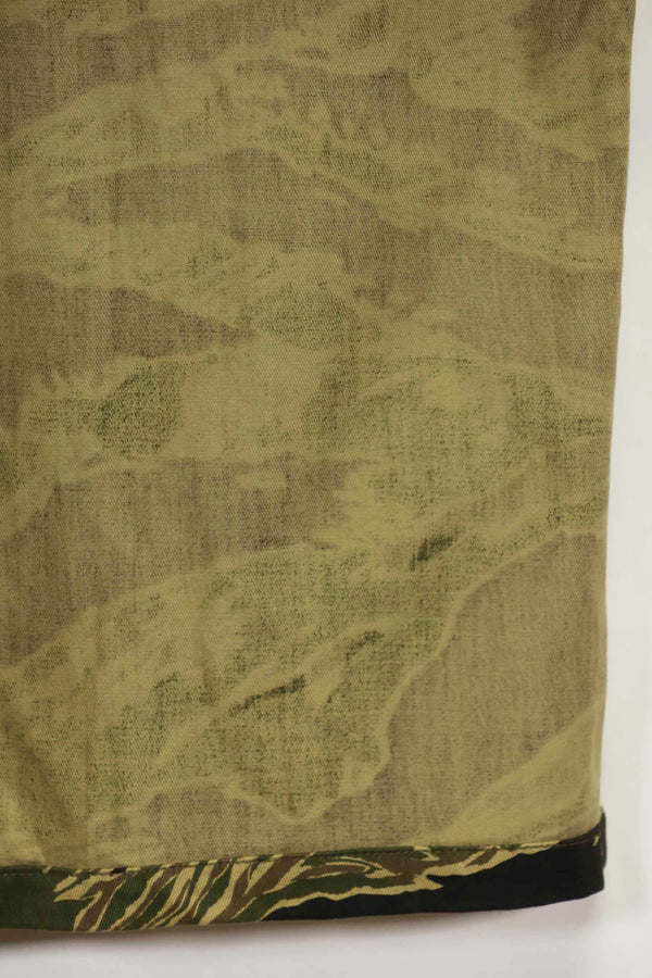 1960s Deadstock Okinawa Tiger Tiger Stripe Shirt Asian Cut