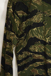 1960s Deadstock Okinawa Tiger Tiger Stripe Shirt Asian Cut
