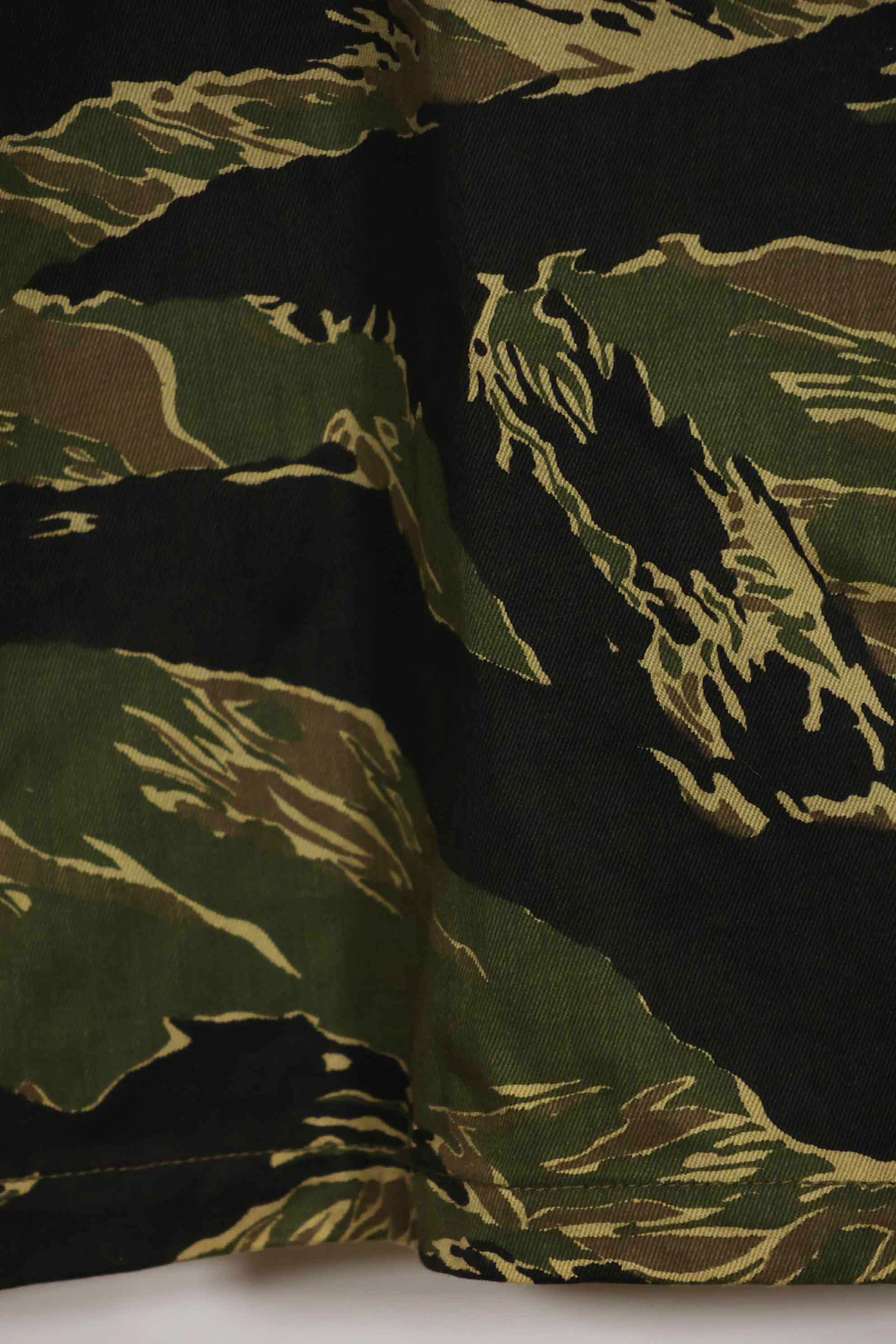 1960s Deadstock Okinawa Tiger Tiger Stripe Shirt Asian Cut