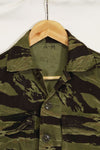 1960s Classic Pattern Tiger Stripe Shirt Asian Cut Used
