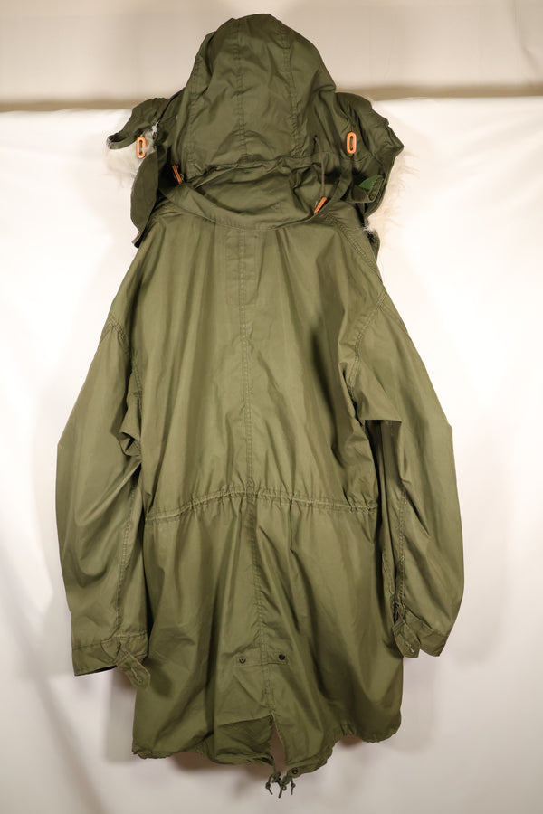 ล็อตยุค 1980s LARGE ซิปพลาสติก M65 แจ็คเก็ตสนาม ไม่มีซับใน มีฮู้ด แทบไม่เคยใช้