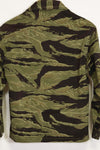 1960s Classic Pattern Tiger Stripe Shirt Asian Cut Used