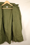 สัญญาปี 1967, L-L, แทบไม่ถูกสวมใส่, แจ็กเก็ตทหารแบบป่า รุ่นที่ 3, มีรอยเปื้อนด้านหลัง, มือสอง
