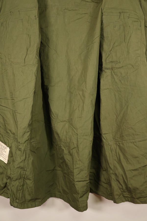 สัญญาปี 1967, L-L, แทบไม่ถูกสวมใส่, แจ็กเก็ตทหารแบบป่า รุ่นที่ 3, มีรอยเปื้อนด้านหลัง, มือสอง