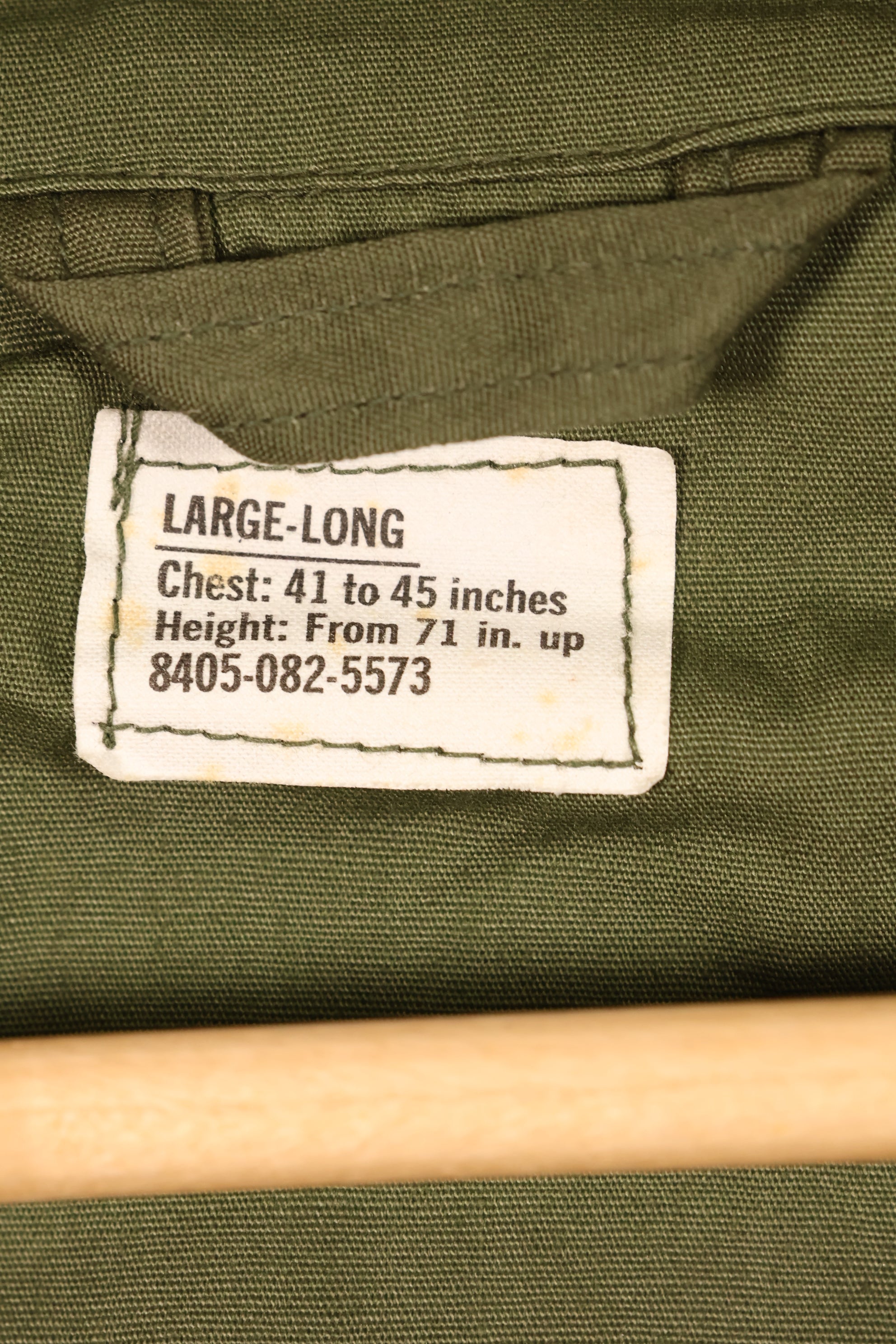 สัญญาปี 1967, L-L, แทบไม่ถูกสวมใส่, แจ็กเก็ตทหารแบบป่า รุ่นที่ 3, มีรอยเปื้อนด้านหลัง, มือสอง