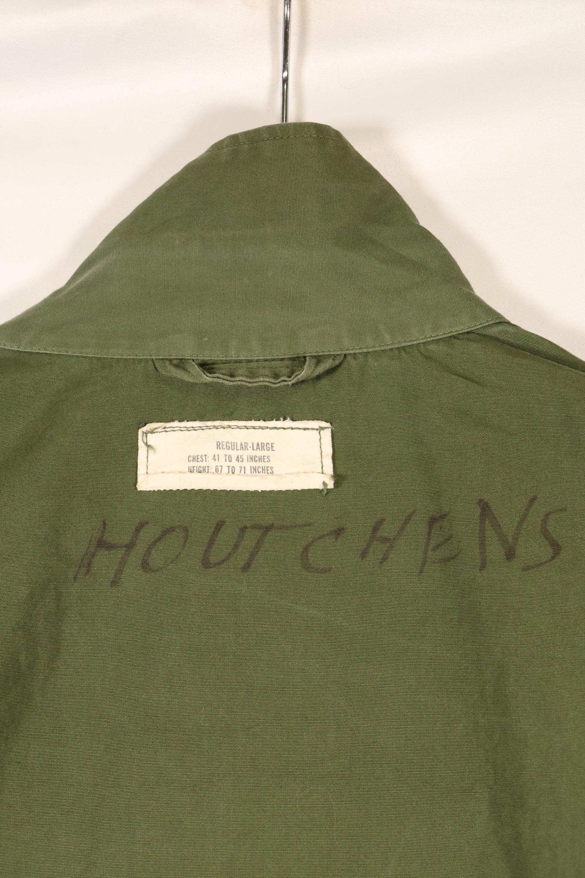 ประมาณปี 1966-67 L-R รุ่นที่ 2 รุ่นที่ 3 แบบผสมผสาน เสื้อแจ็คเก็ต Jungle Fatigue สินค้ามือสอง สภาพดี