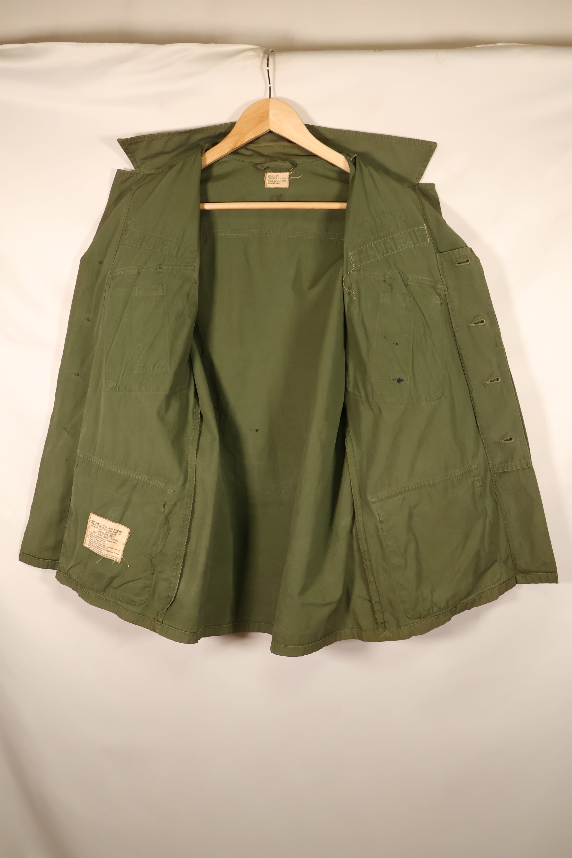 1967 Contract, S-S, 3rd Model Jungle Fatigue Jacket, 25th Infantry Division Patch, Used