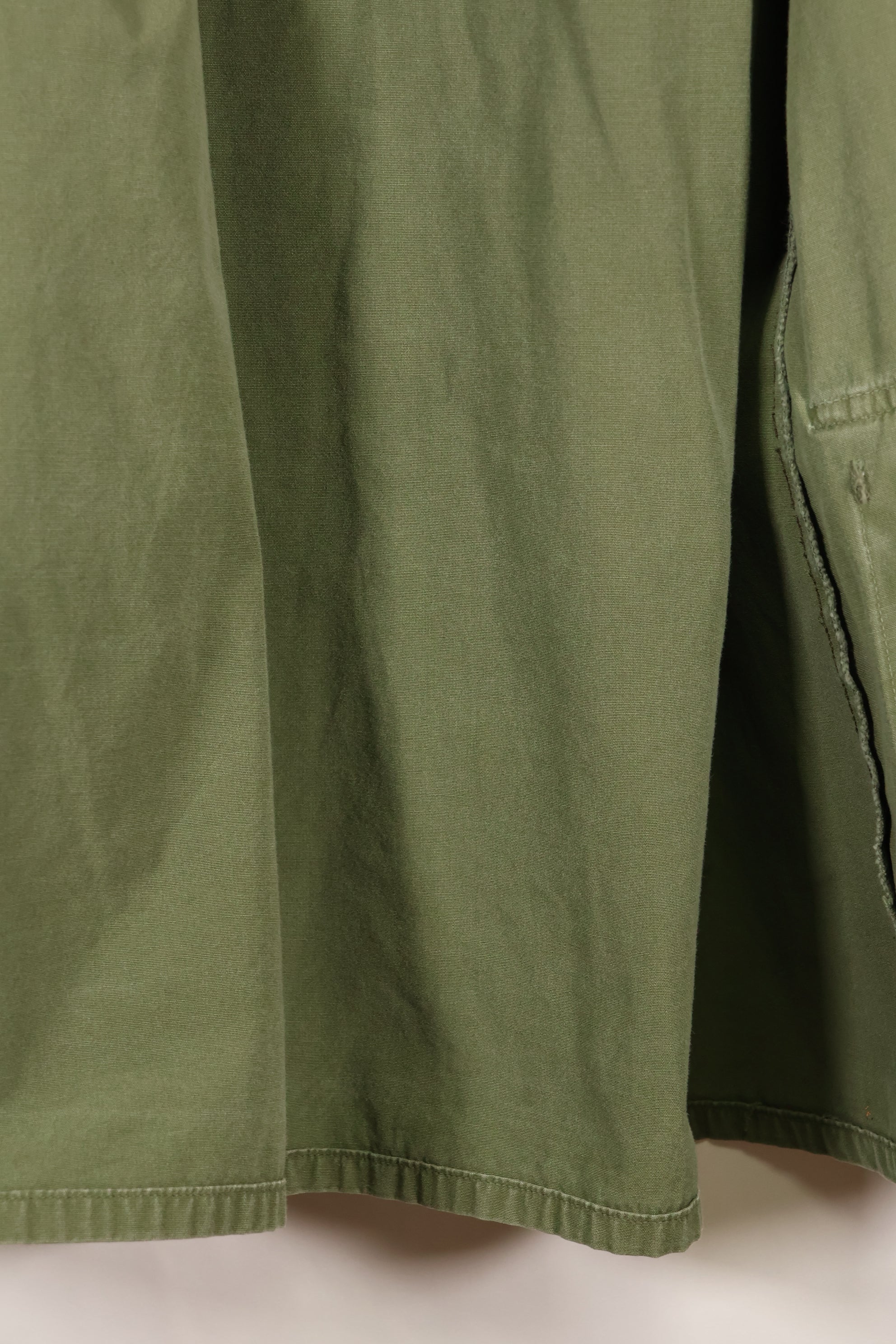 ประมาณปี 1967 M-S ไม่มีริปสต็อป รุ่นที่ 3 เสื้อแจ็คเก็ตแบบทหารป่ามือสอง