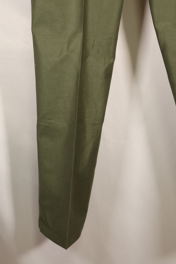 สัญญาทศวรรษ 1970 ขนาด 36 x 31 กองทัพสหรัฐอเมริกา OG-107 Type III กางเกงยูทิลิตี้ สภาพดี มือสอง