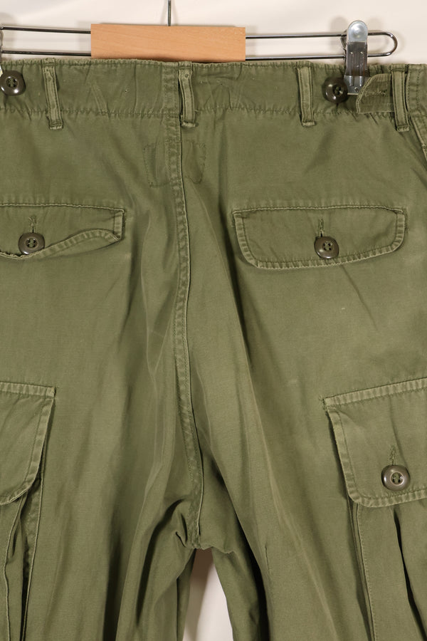 1963 contract, estimated XS 1st Model Jungle Fatigue pants, used with strong signs of use.