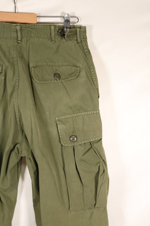 1963 contract, estimated XS 1st Model Jungle Fatigue pants, used with strong signs of use.