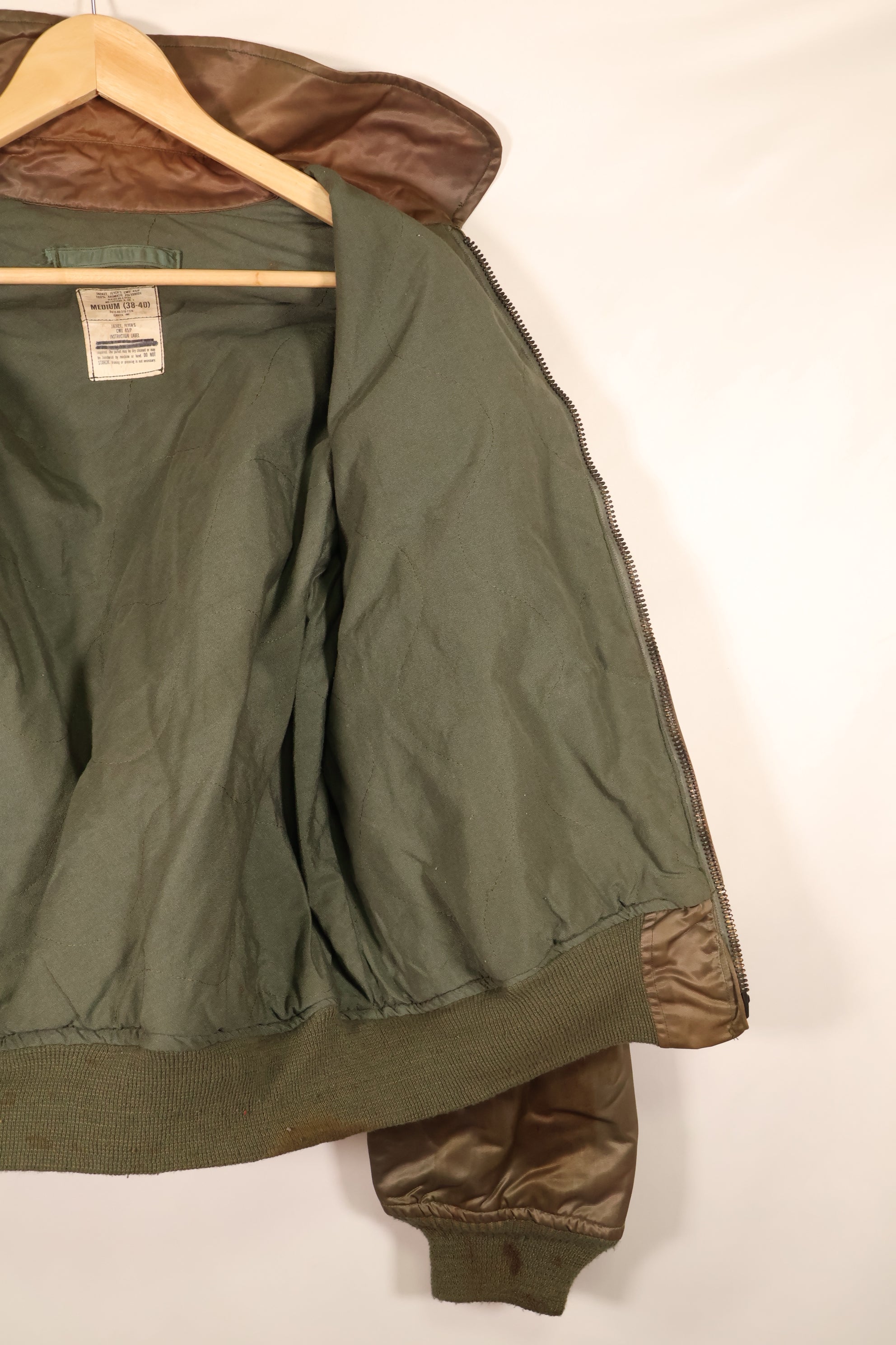 สัญญาปี 1986, ขนาด MEDIUM, กองทัพเรือสหรัฐฯ, CWU-45P, เขตกลาง, แจ็กเก็ตบิน, มือสอง