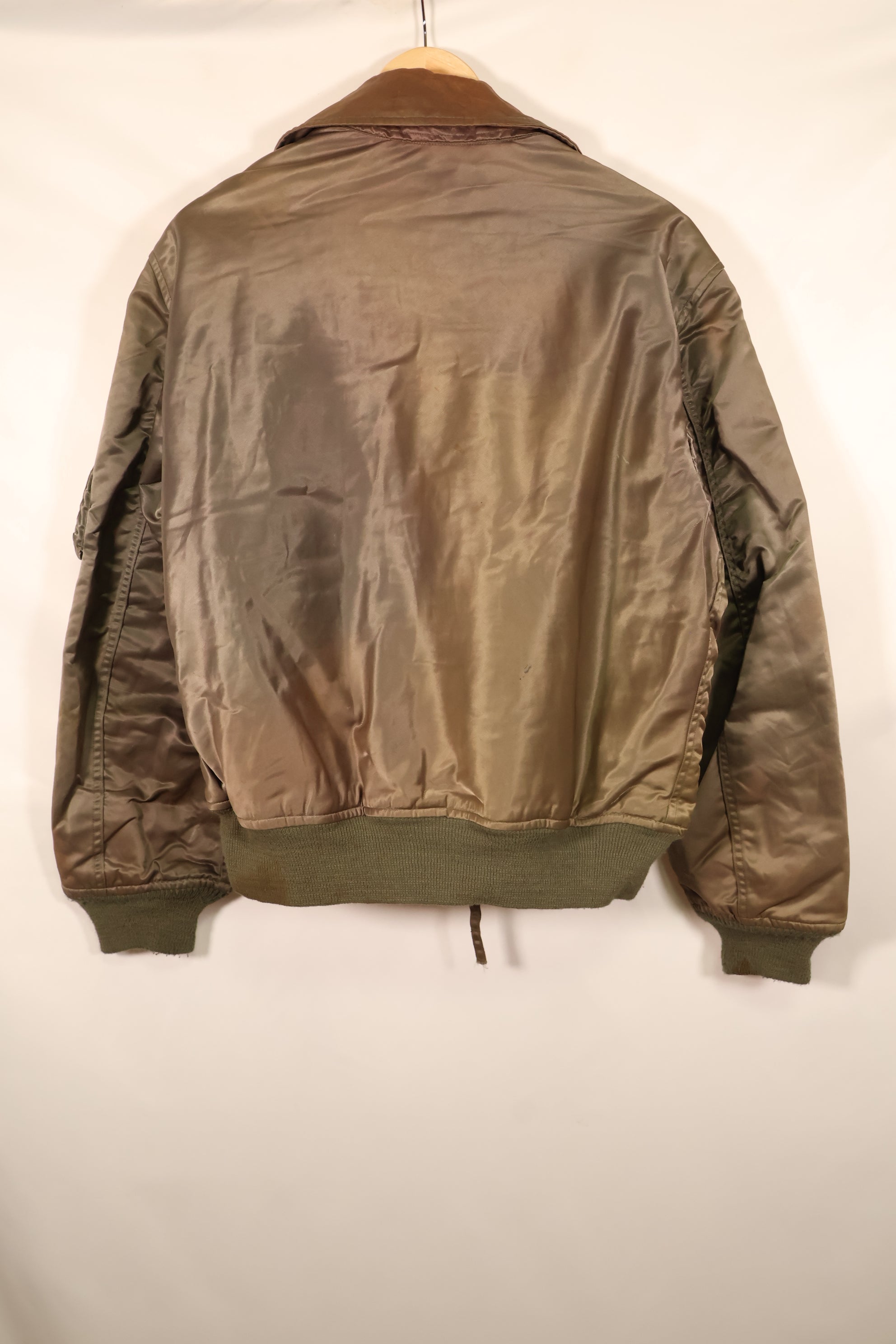 สัญญาปี 1986, ขนาด MEDIUM, กองทัพเรือสหรัฐฯ, CWU-45P, เขตกลาง, แจ็กเก็ตบิน, มือสอง