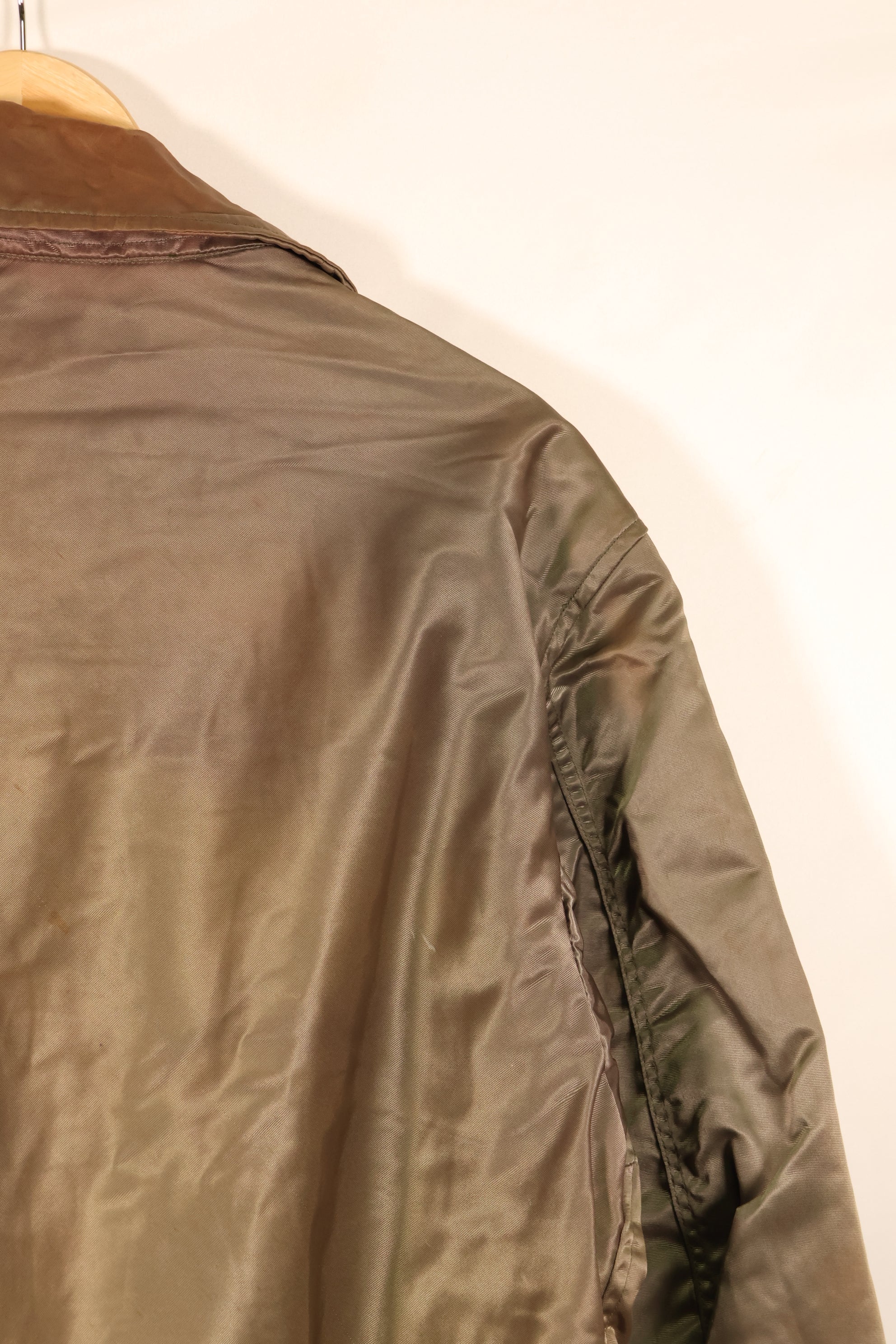 สัญญาปี 1986, ขนาด MEDIUM, กองทัพเรือสหรัฐฯ, CWU-45P, เขตกลาง, แจ็กเก็ตบิน, มือสอง