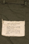 ประมาณปลายทศวรรษ 1980; ขนาด S–M; กองทัพเรือสหรัฐฯ; CWU-45P; แจ็กเก็ตบินระดับกลาง; มือสอง