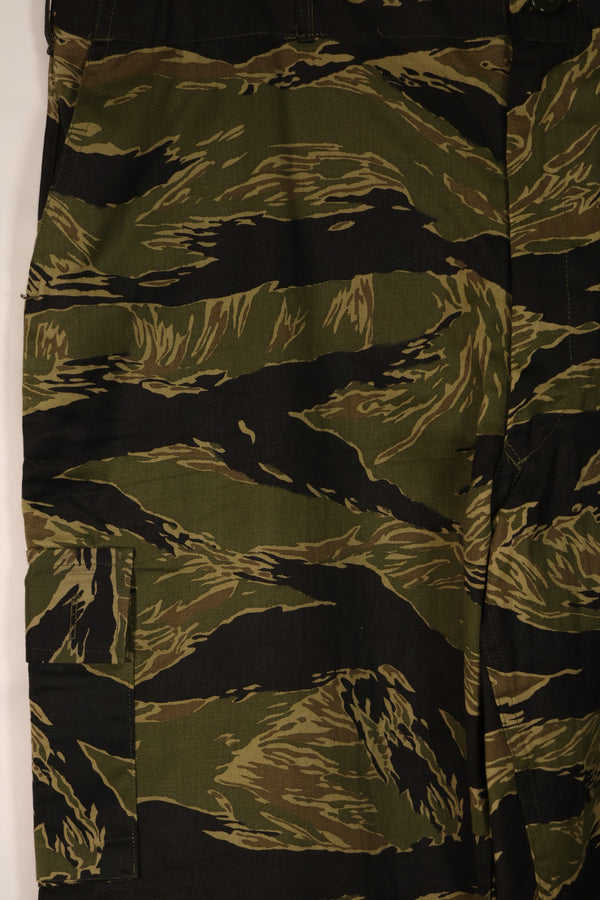 Real deadstock Okinawa Tiger Tiger Stripe Pants US-L in mint condition