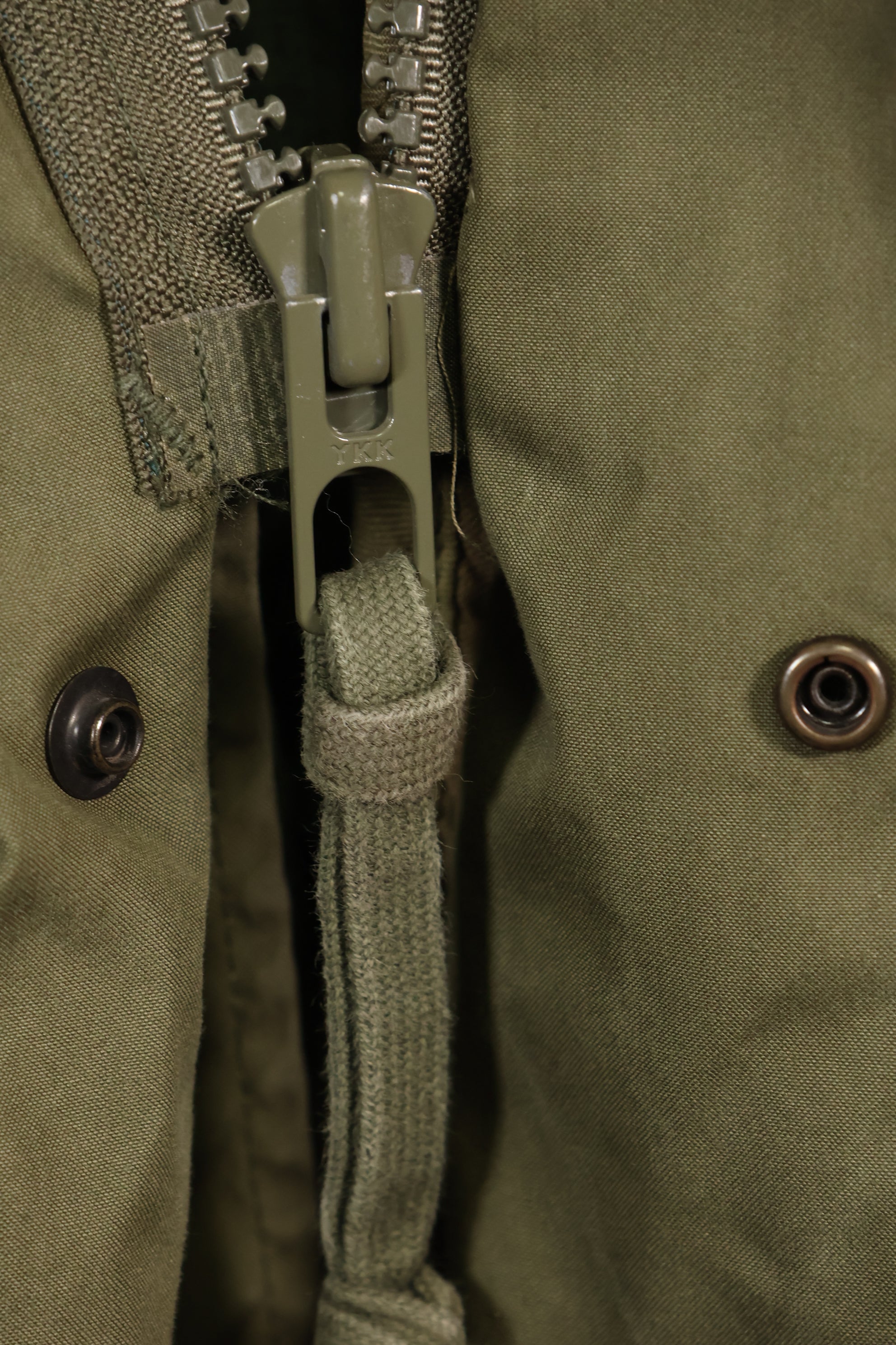 ชุดเสื้อฮู้ด LARGE M65 สไตล์ผสมยุคต่าง ๆ พร้อมซับใน M51 มือสอง สภาพ B