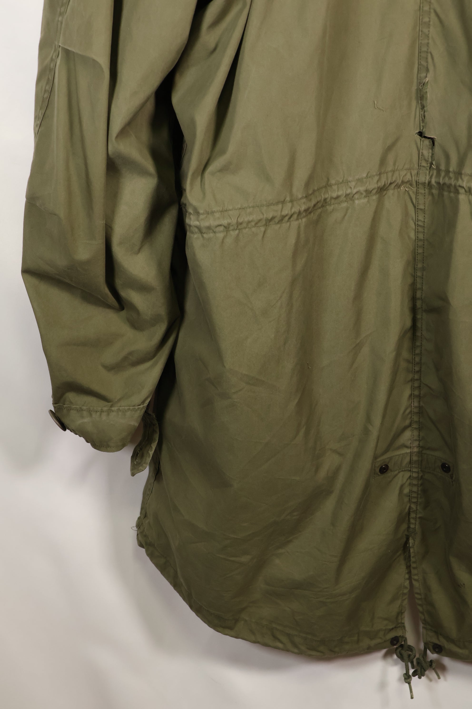 ชุดเสื้อฮู้ด LARGE M65 สไตล์ผสมยุคต่าง ๆ พร้อมซับใน M51 มือสอง สภาพ B