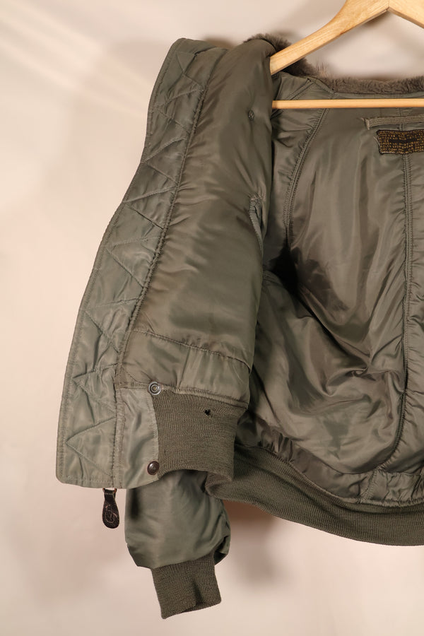 กลางทศวรรษ 1950, ขนาด MEDIUM, กองทัพอากาศสหรัฐอเมริกา (USAF), แจ็กเก็ตบิน N2-B, มือสอง