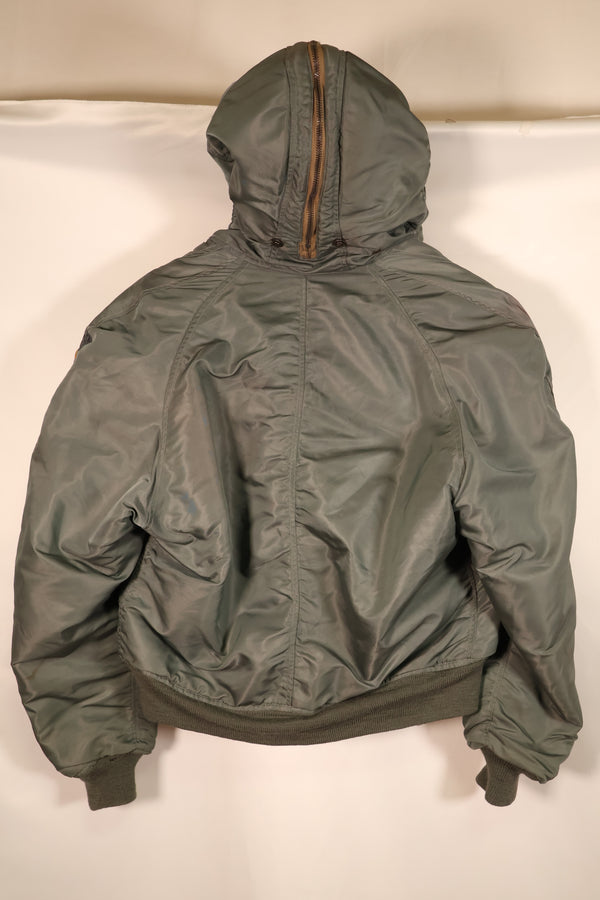 กลางทศวรรษ 1950, ขนาด MEDIUM, กองทัพอากาศสหรัฐอเมริกา (USAF), แจ็กเก็ตบิน N2-B, มือสอง