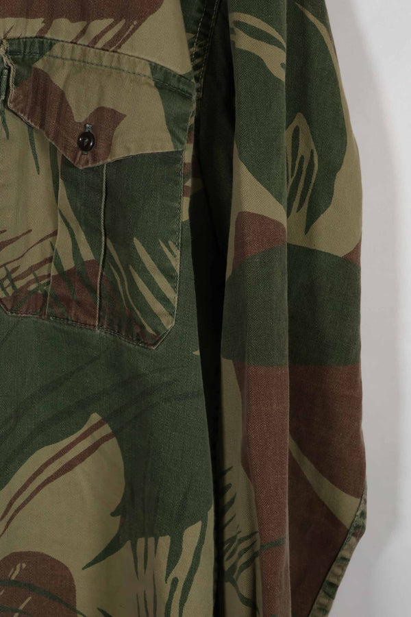 เสื้อเชิ้ตลายพรางโรเดเซียนแท้ของกองทัพโรเดเซียน กระดุมหาย มือสอง