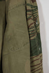 เสื้อเชิ้ตลายพรางโรเดเซียนแท้ของกองทัพโรเดเซียน กระดุมหาย มือสอง