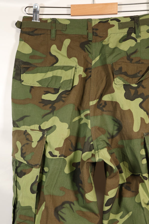 ประมาณปี 1966-67 S-R กองทัพสหรัฐฯ ลายพราง ERDL ลายพรางใบไม้ กางเกงพรางป่า ใช้งานแล้ว 