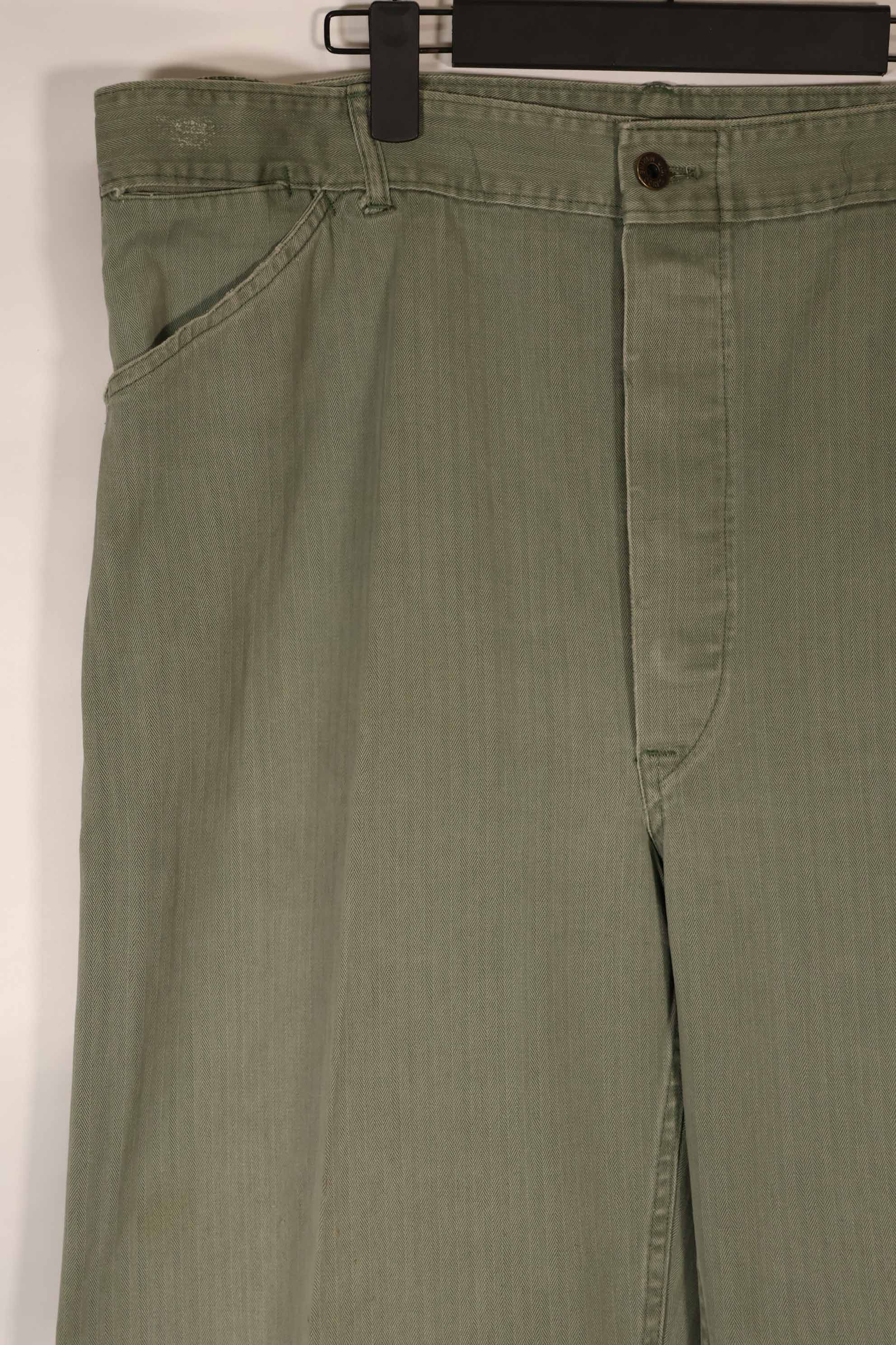 実物　1940年代　アメリカ海兵隊　USMC　M42 HBT ユーティリティパンツ　大きいサイズ　中古品