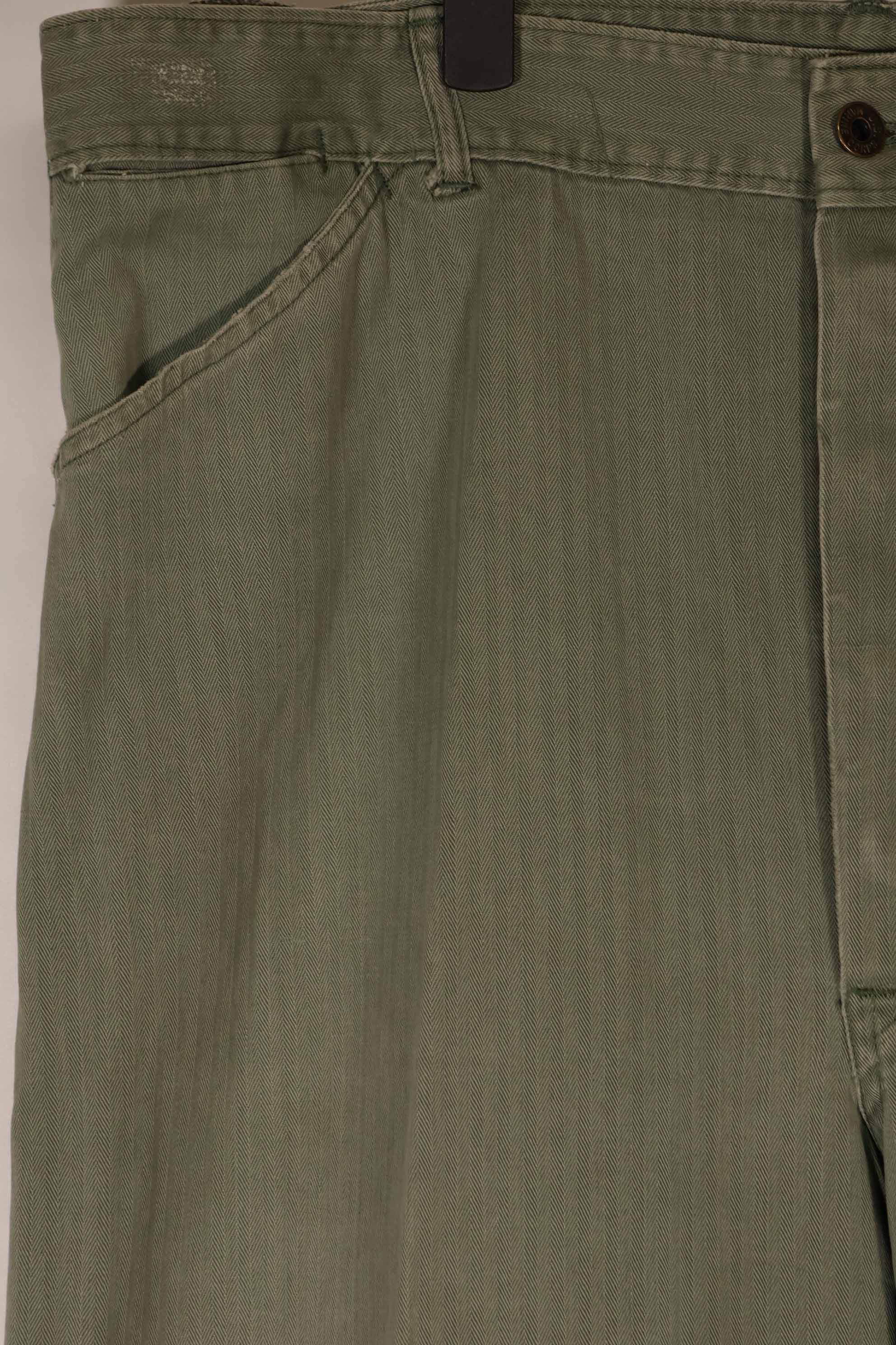 実物　1940年代　アメリカ海兵隊　USMC　M42 HBT ユーティリティパンツ　大きいサイズ　中古品