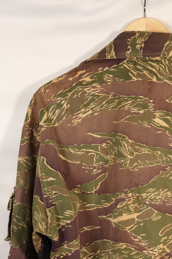 ช่วงกลางทศวรรษ 1960 สไตล์อเมริกันขนาดใหญ่ ลายเสือโอกินาวา เสื้อเชิ้ต ลายเสือ สีซีด สินค้ามือสอง