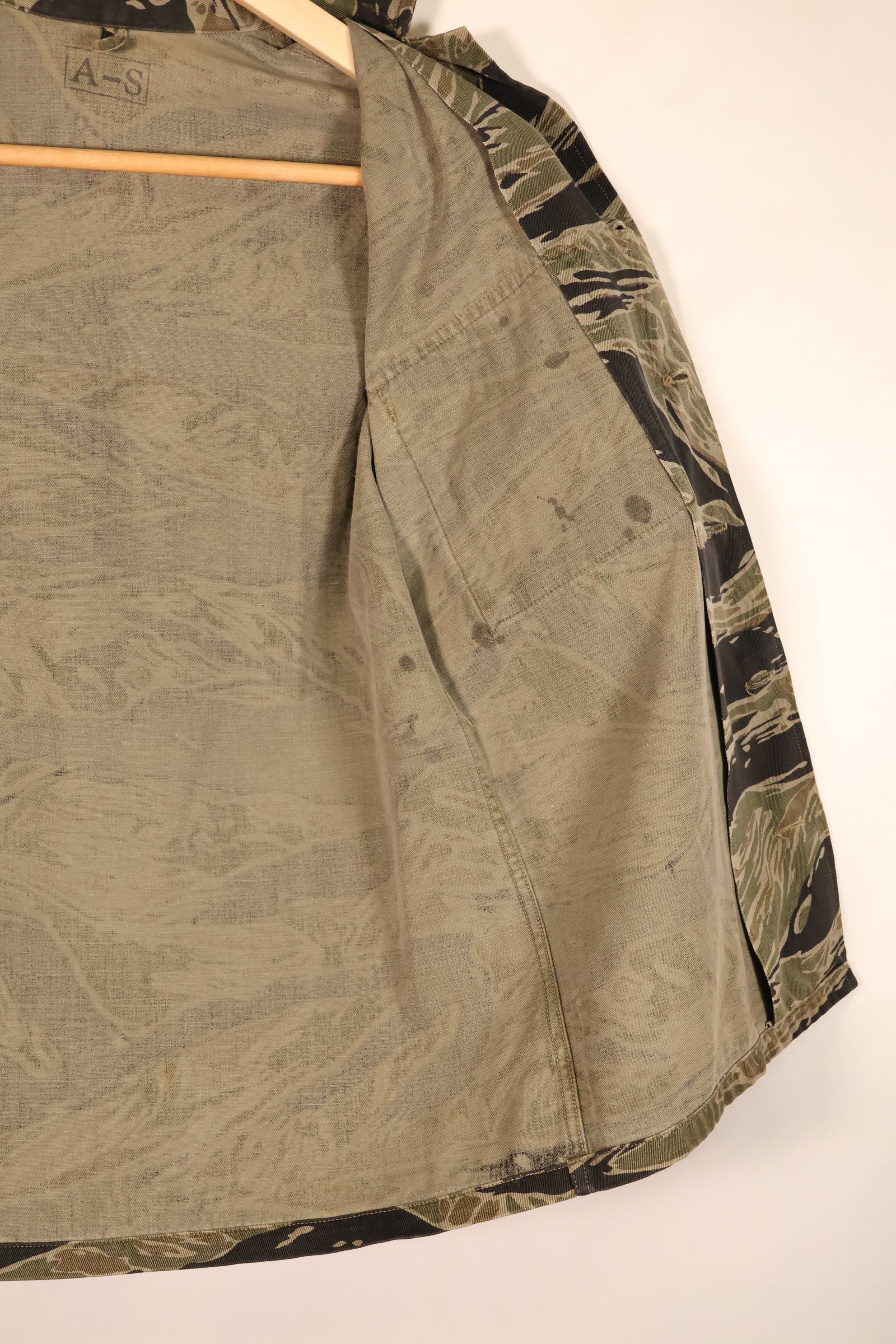 1960s - Silver Tiger - a-s - Tiger Stripe - Shirt - With Patch - Interpreter - Used 