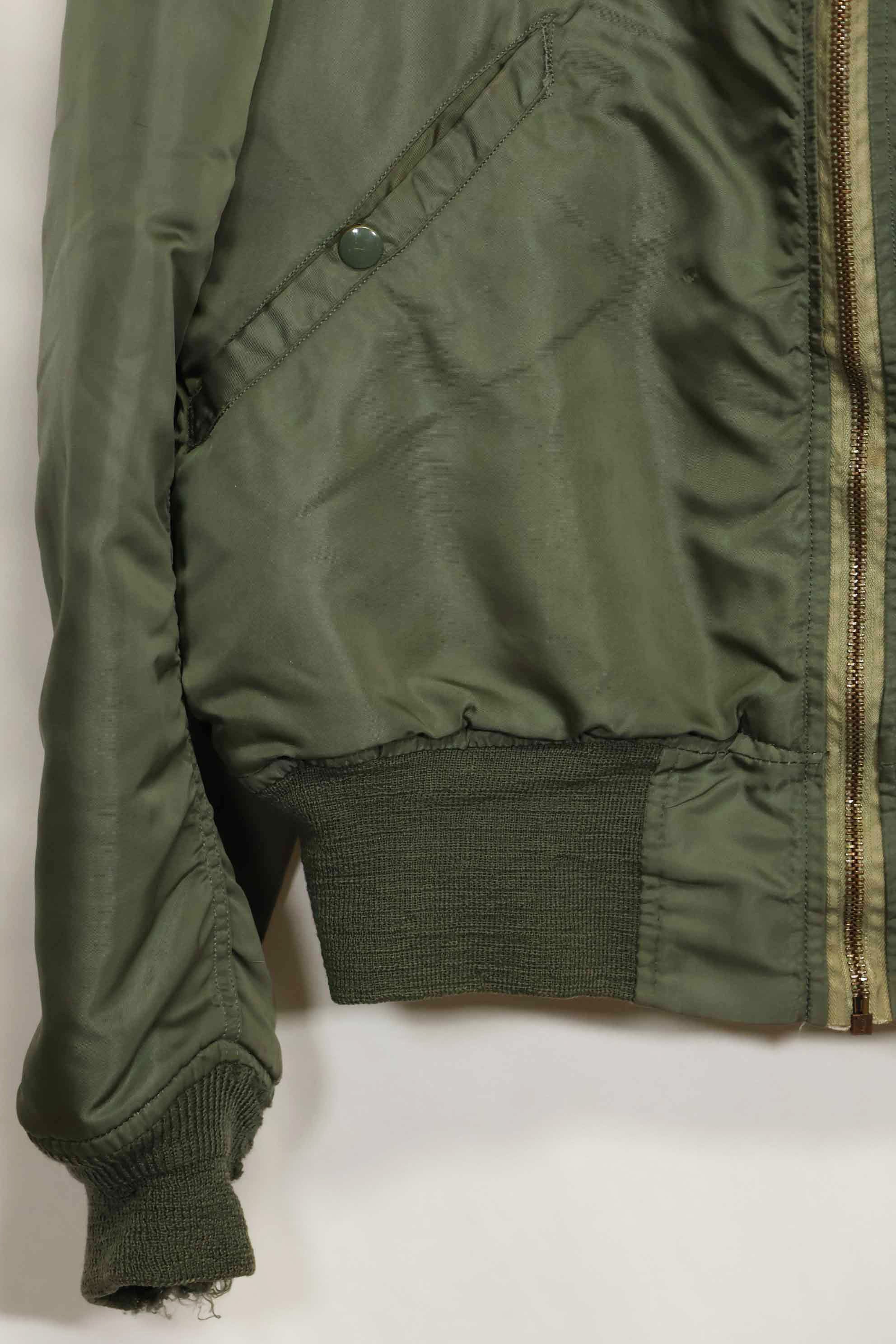 1969年契約　アメリカ空軍　L2-B　ライトゾーン　フライトジャケット　パッチ・階級章付　中古品