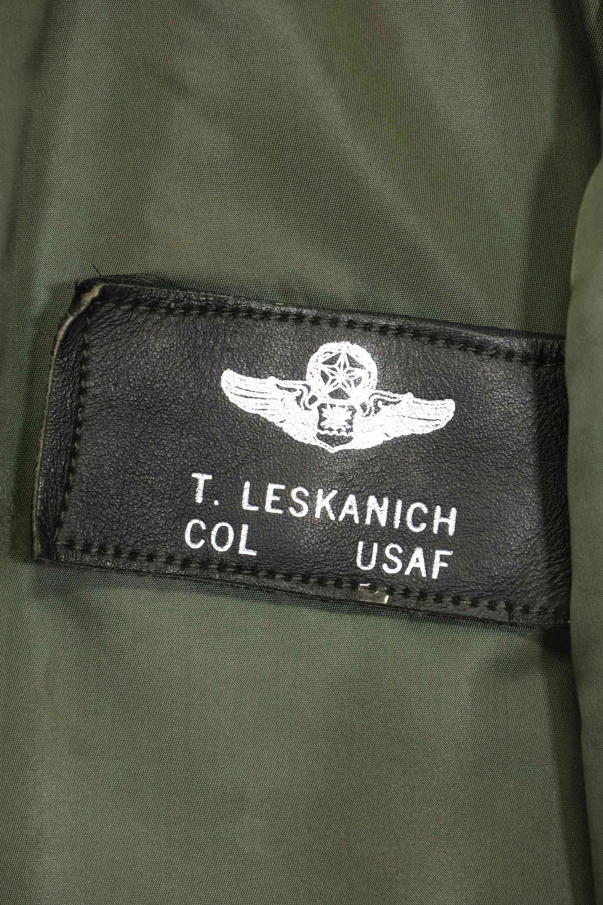 1969年契約　アメリカ空軍　L2-B　ライトゾーン　フライトジャケット　パッチ・階級章付　中古品