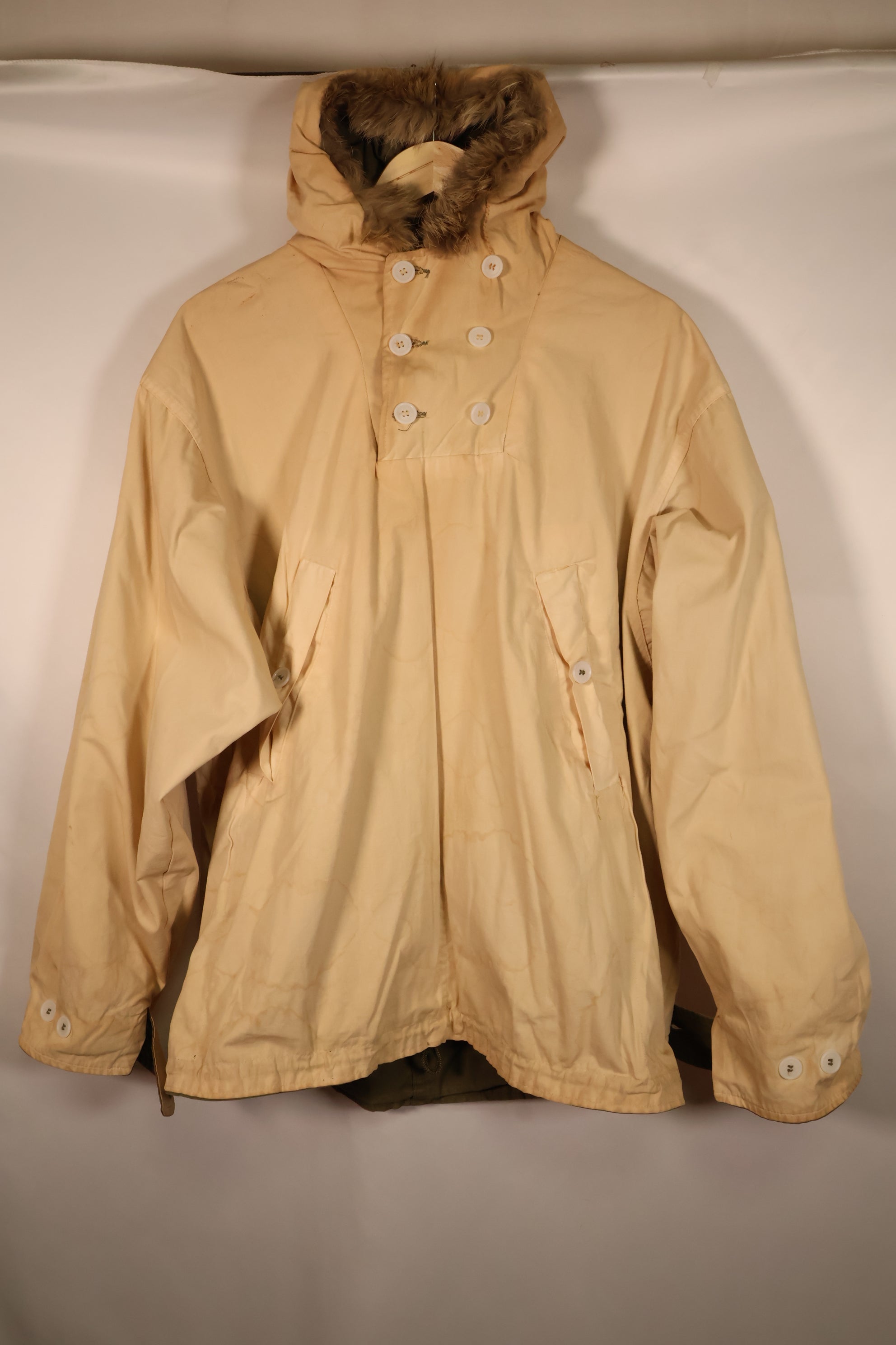 ทศวรรษ 1940, ขนาดประมาณ S–M, กองทัพสหรัฐฯ, เสื้อสกี M-1942, ความยาวสั้นกว่าปกติ, มือสอง