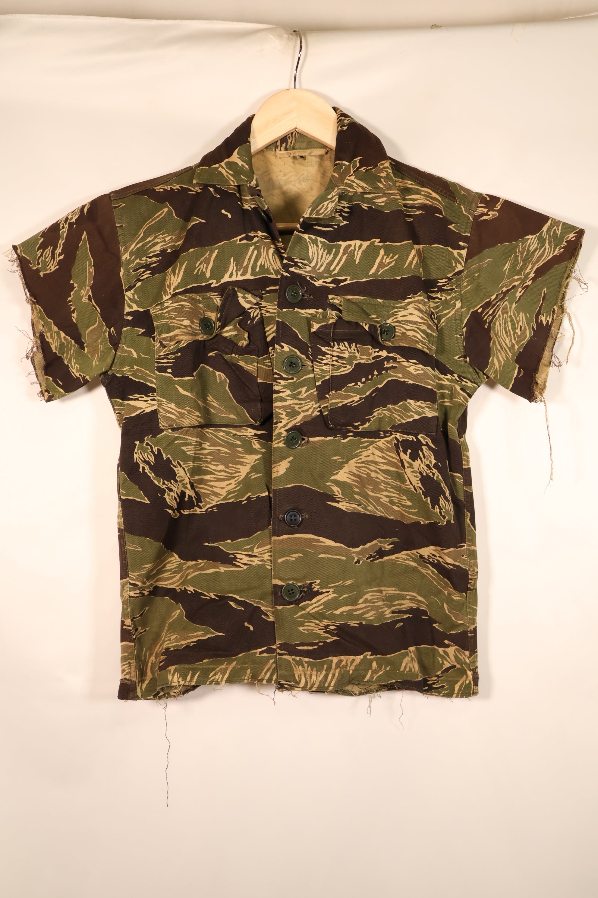 ประมาณปี 1965–66, แบบตัดเย็บสไตล์เอเชีย, ลายเสือโอกินาวา, เสื้อลายเสือแขนสั้นสั่งตัดพิเศษ, JWD, มือสอง