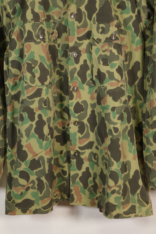 ประมาณทศวรรษ 1970 กองทัพเกาหลี เสื้อเชิ้ตลายพรางฟร็อกสกิน ผลิตในท้องถิ่น วัสดุไนลอน สินค้ามือสอง