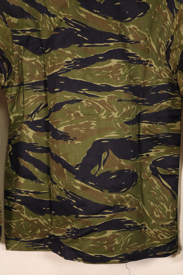 Late 1970s Contract A-M TO78 Silver Tiger Pattern Tiger Stripe Shirt—Unworn