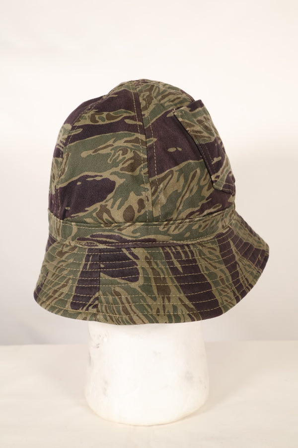 Osaka MASH M Silver Tiger Stripe Beach Ball Hat, used with modifications