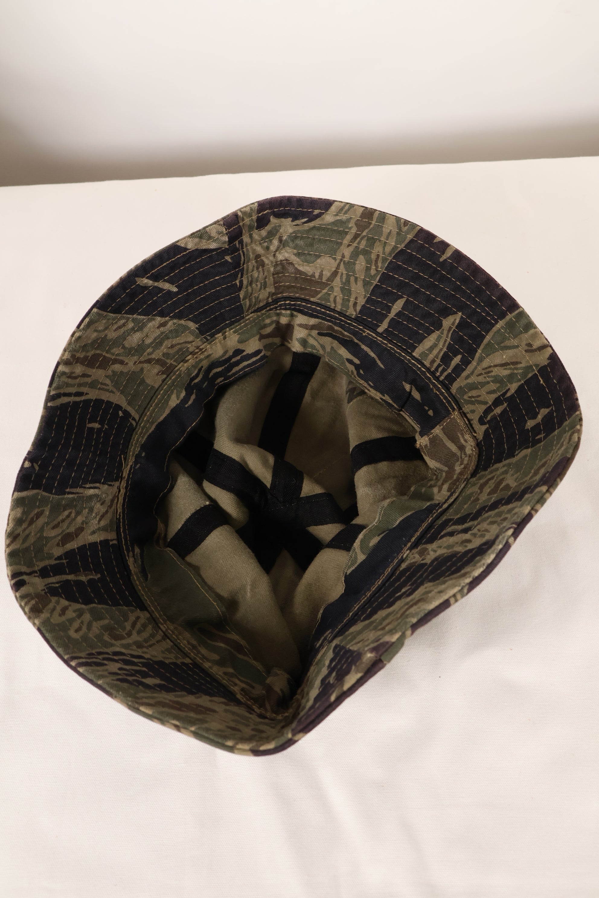 Osaka MASH M Silver Tiger Stripe Beach Ball Hat, used with modifications