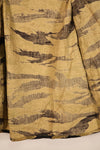 Late 1960s US-S Gold Tiger Pattern US-Cut Tiger Stripe Shirt, Used