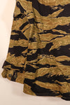 Late 1960s US-S Gold Tiger Pattern US-Cut Tiger Stripe Shirt, Used