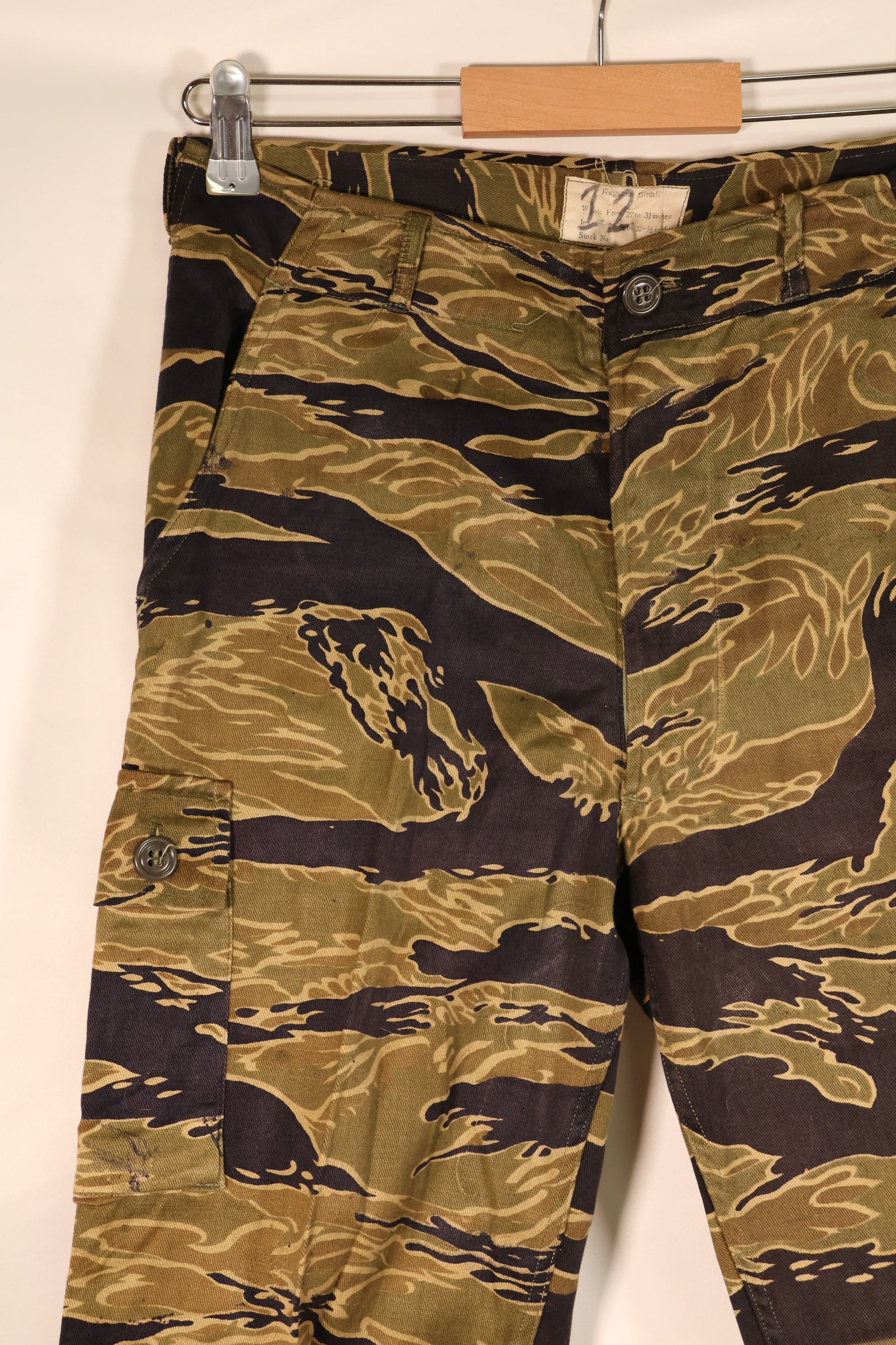 Late 1960s US-S Gold Tiger Pattern Tiger Stripe US-Cut Pants, Used
