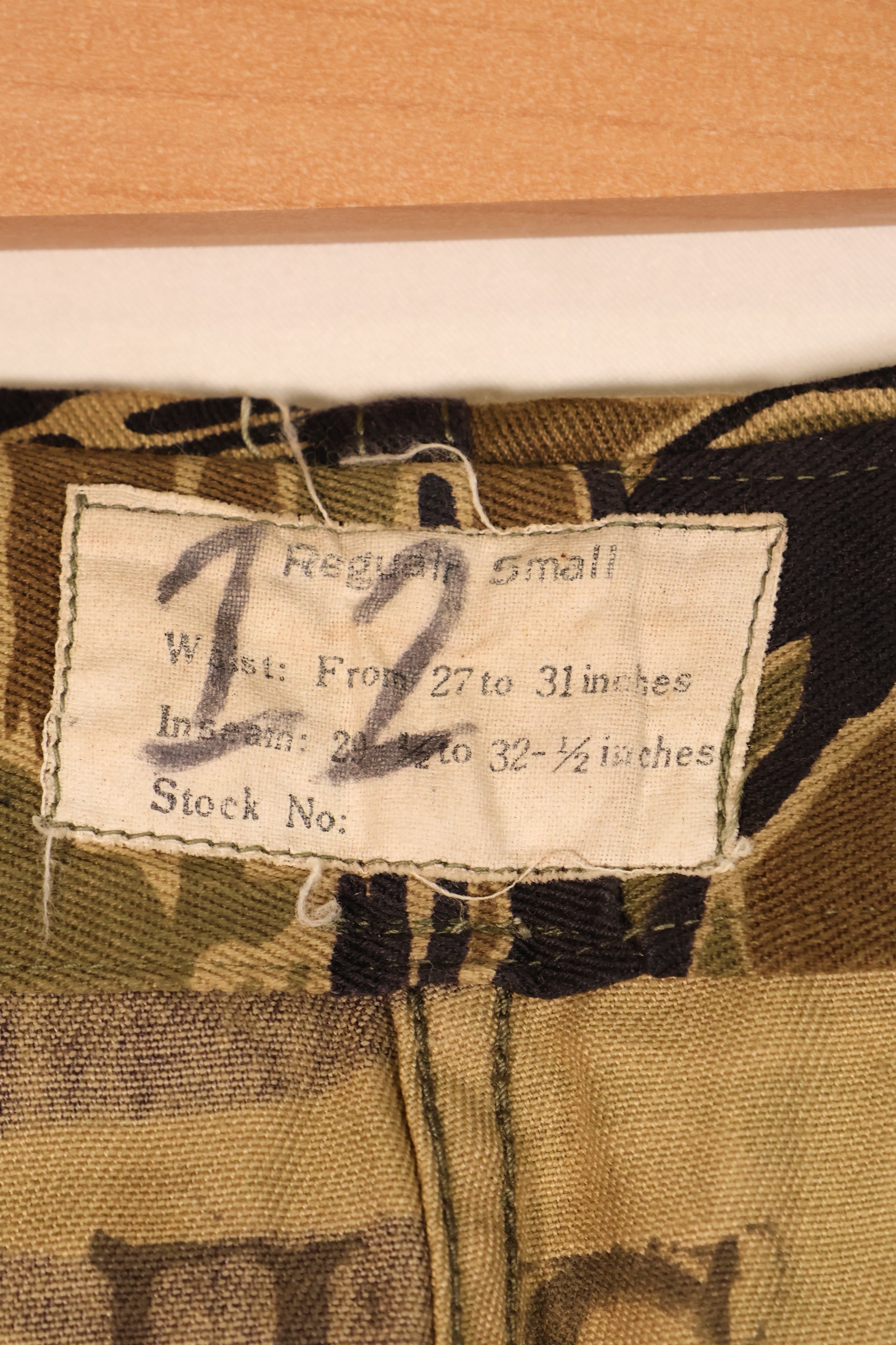 Late 1960s US-S Gold Tiger Pattern Tiger Stripe US-Cut Pants, Used