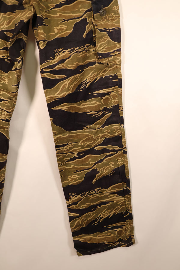 Late 1960s US-S Gold Tiger Pattern Tiger Stripe US-Cut Pants, Used