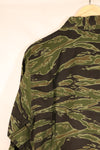 ปลายทศวรรษ 1960, ขนาด M, แบบ Lightweight ช่วงปลายสงคราม, สีเข้ม, เสื้อลายเสือ, มือสอง