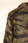 กลางทศวรรษ 1960, A-M, ลายเสือเงิน, แบบตัดเย็บสไตล์เอเชีย, เสื้อลายเสือ, แทบไม่ได้ใส่เลย