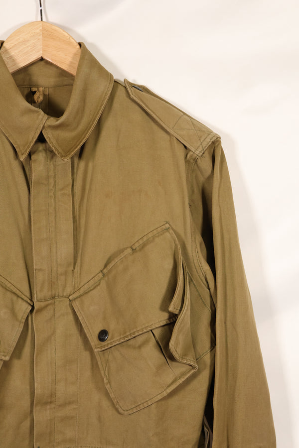 実物　1940年代　サイズ 38 M1942 エアボーン　ジャンプジャケット　汚れ少ない　ベルト欠損　中古品