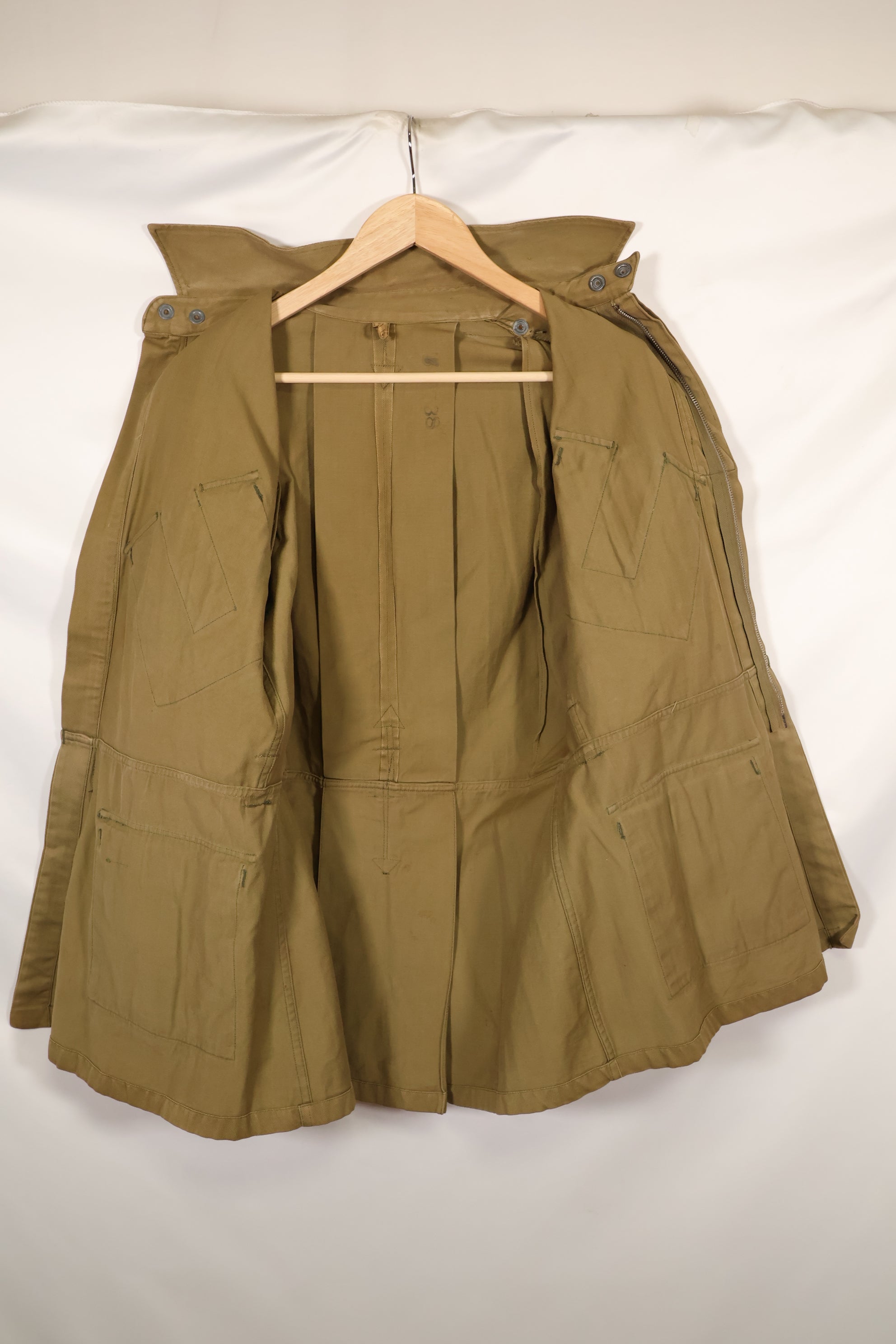 実物　1940年代　サイズ 38 M1942 エアボーン　ジャンプジャケット　汚れ少ない　ベルト欠損　中古品