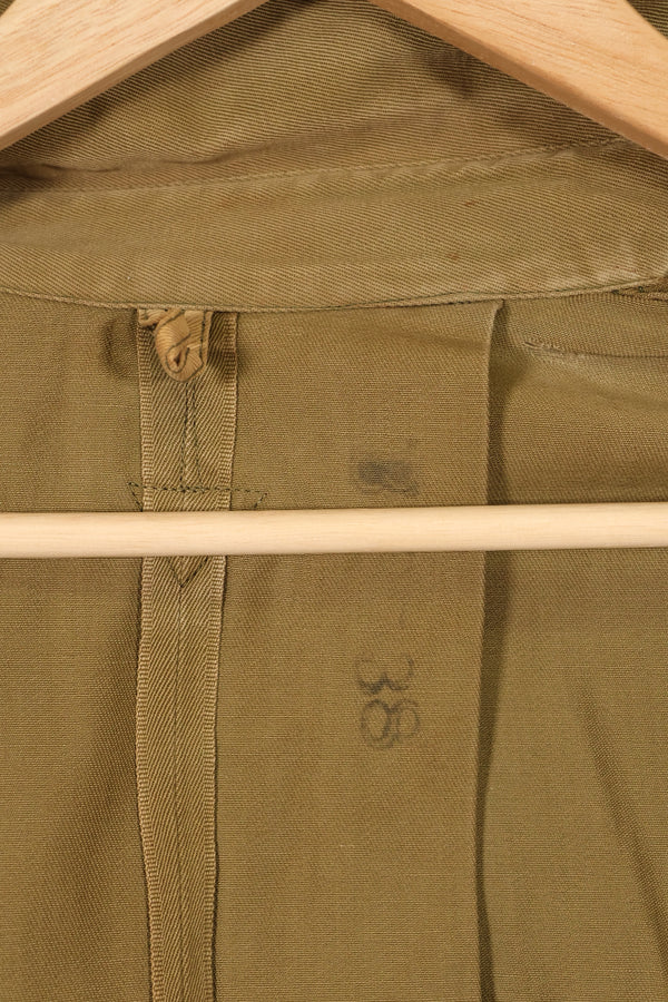 実物　1940年代　サイズ 38 M1942 エアボーン　ジャンプジャケット　汚れ少ない　ベルト欠損　中古品